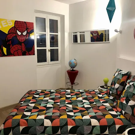 Duplex Centre Historique Apartment